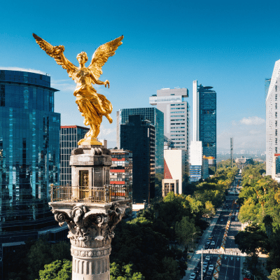 Vue de l’Ange de l’Indépendance à Mexico, illustrant la stratégie logistique de Nexline au Mexique