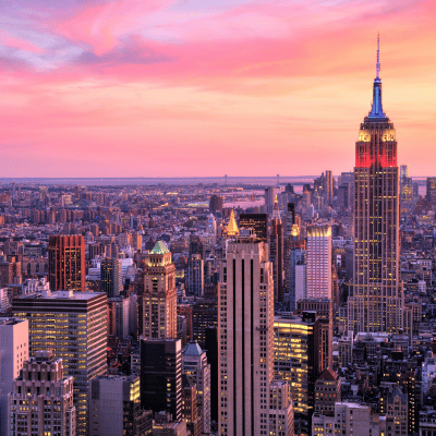 Empire State Building au coucher du soleil, symbole de l’expansion logistique de Nexline aux USA
